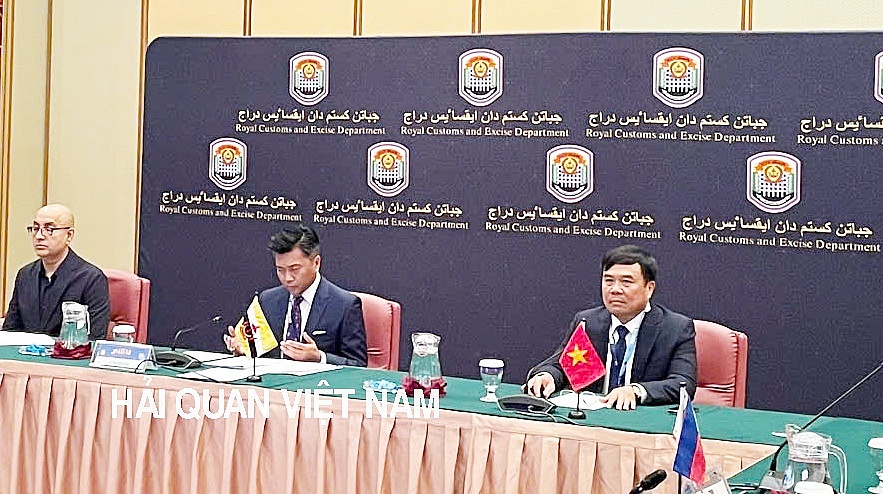 Cục trưởng Nguyễn Văn Thọ đã có bài phát biểu điểm lại những kết quả nổi bật của Hải quan ASEAN trong nhiệm kỳ. Ảnh: CHQ