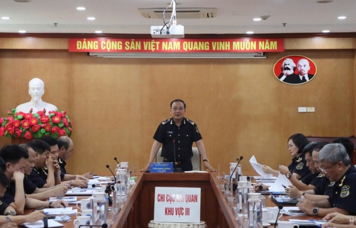Hải quan khu vực III thu ngân sách hơn 33 nghìn tỷ đồng, tăng 31,7%
