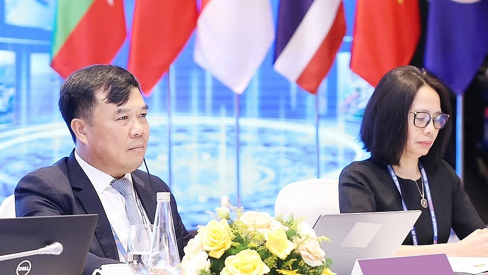 Cục trưởng Cục Hải quan Nguyễn Văn Thọ đã có phiên làm việc song phương với Hội đồng kinh doanh ASEAN – Hoa Kỳ và châu Âu – ASEAN. Ảnh: CHQ