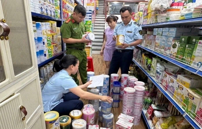 Nghệ An kiểm tra, xử lý hơn 1.400 vụ vi phạm buôn lậu, gian lận thương mại và hàng giả