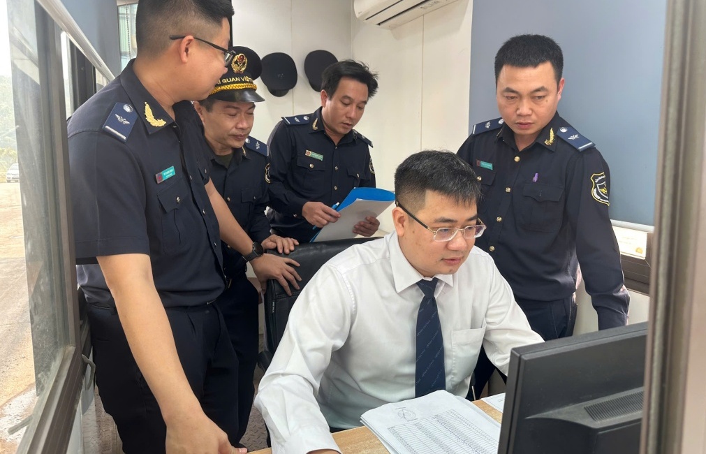 Hải quan cửa khẩu quốc tế La Lay “sở hữu” nhiều sáng kiến giúp thúc đẩy tăng trưởng