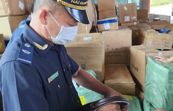 Hải quan Cha Lo nhận diện loại hình, mặt hàng có nguy cơ buôn lậu