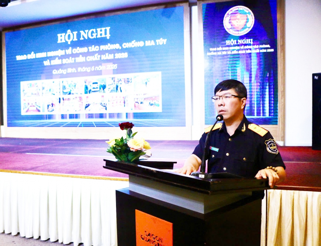 Trao đổi nghiệp vụ về kiểm soát ma túy và tiền chất của lực lượng Hải quan