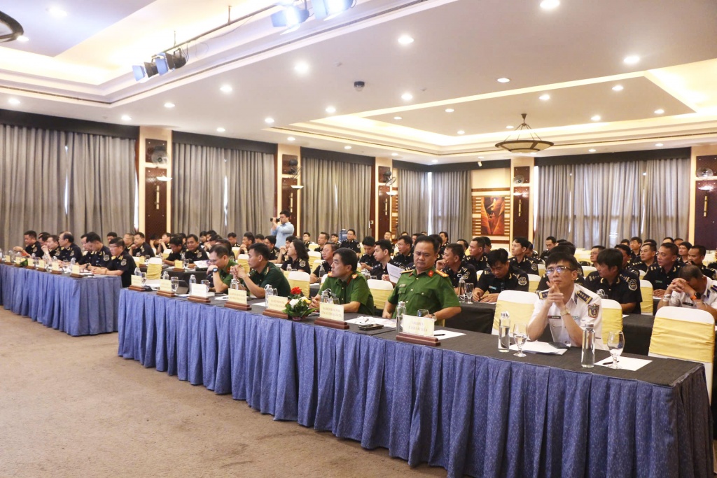Trao đổi nghiệp vụ về kiểm soát ma túy và tiền chất của lực lượng Hải quan