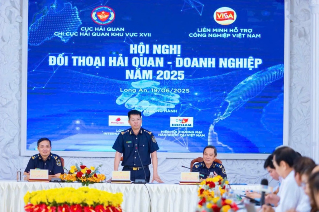 Hải quan khu vực XVII tạo điều kiện thuận lợi nhất cho hoạt động xuất nhập khẩu