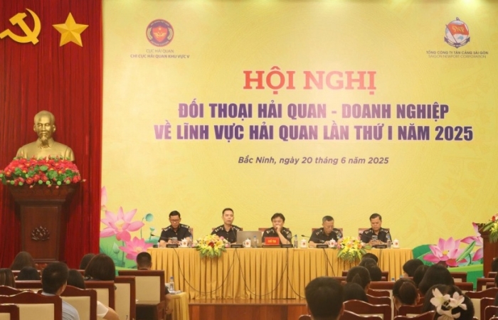 Hải quan khu vực V giải đáp vướng mắc cho doanh nghiệp chế xuất