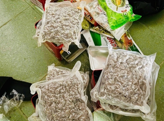 (PHOTO): Hiện trường triệt phá đường dây vận chuyển 30kg cần sa