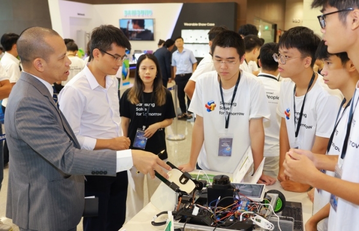 Samsung Solve for Tomorrow 2025 khơi dậy đổi mới sáng tạo trong thế hệ trẻ