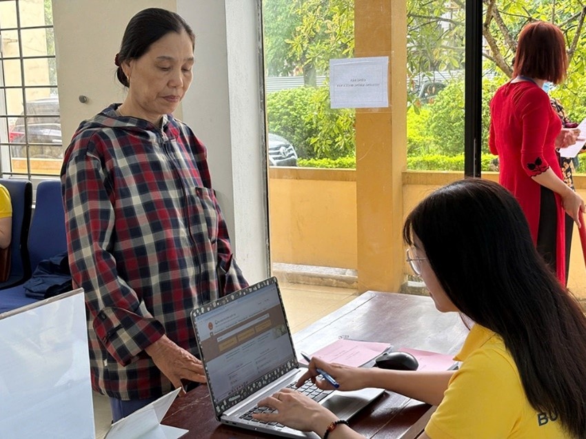 Vietnam Post hỗ trợ nhận, trả kết quả thủ tục hành chính sau sáp nhập tỉnh thành