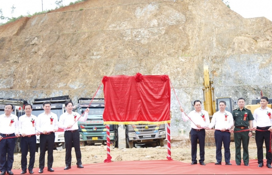 Khởi công 2 công trình thuộc Đề án thí điểm xây dựng Cửa khẩu thông minh