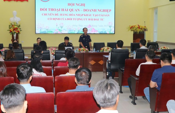 Hải quan khu vực XX hướng dẫn doanh nghiệp quy định về ưu đãi đầu tư