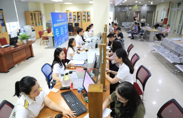 Phấn đấu thu ngân sách nhà nước năm 2025 tăng ít nhất 20% so với dự toán
