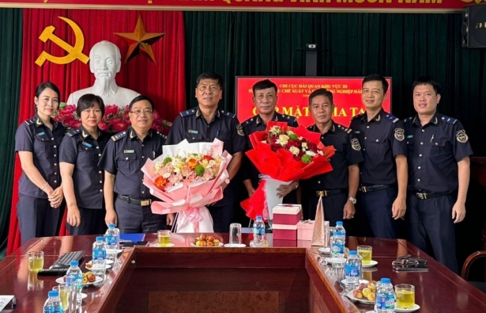 Hải quan giải quyết chế độ 178 với 364 người