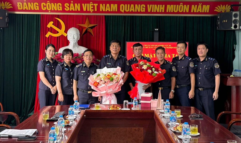 Hải quan giải quyết chế độ 178 với 364 người