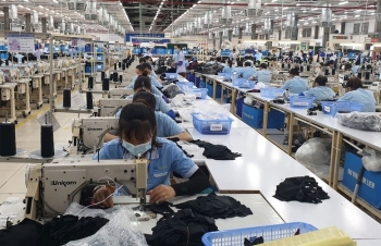 Sản xuất công nghiệp kỳ vọng bứt phá vào cuối năm