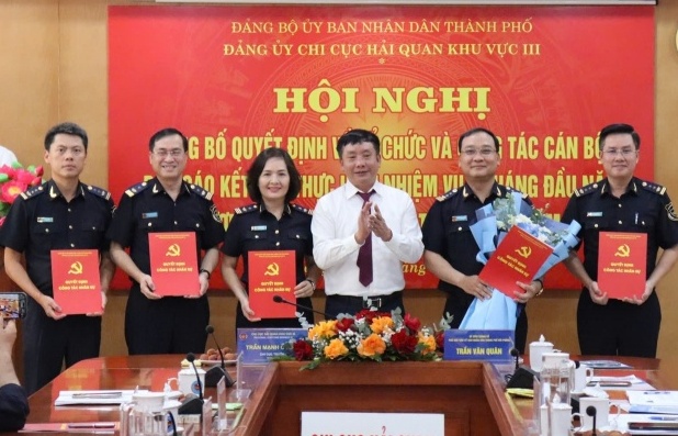 Chi cục trưởng Hải quan khu vực III tham gia Ban Chấp hành Đảng bộ UBND TP Hải Phòng