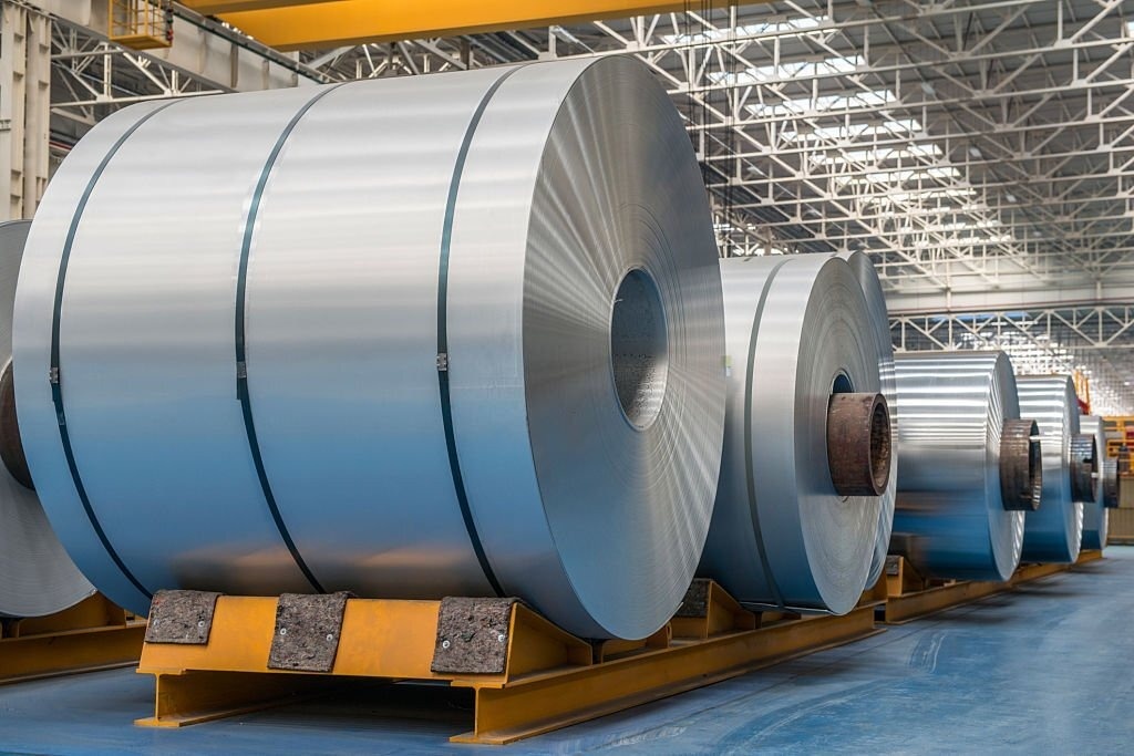 Xuất khẩu thép cuộn sang Nam Phi: Việt Nam được miễn thuế tự vệ tạm thời
