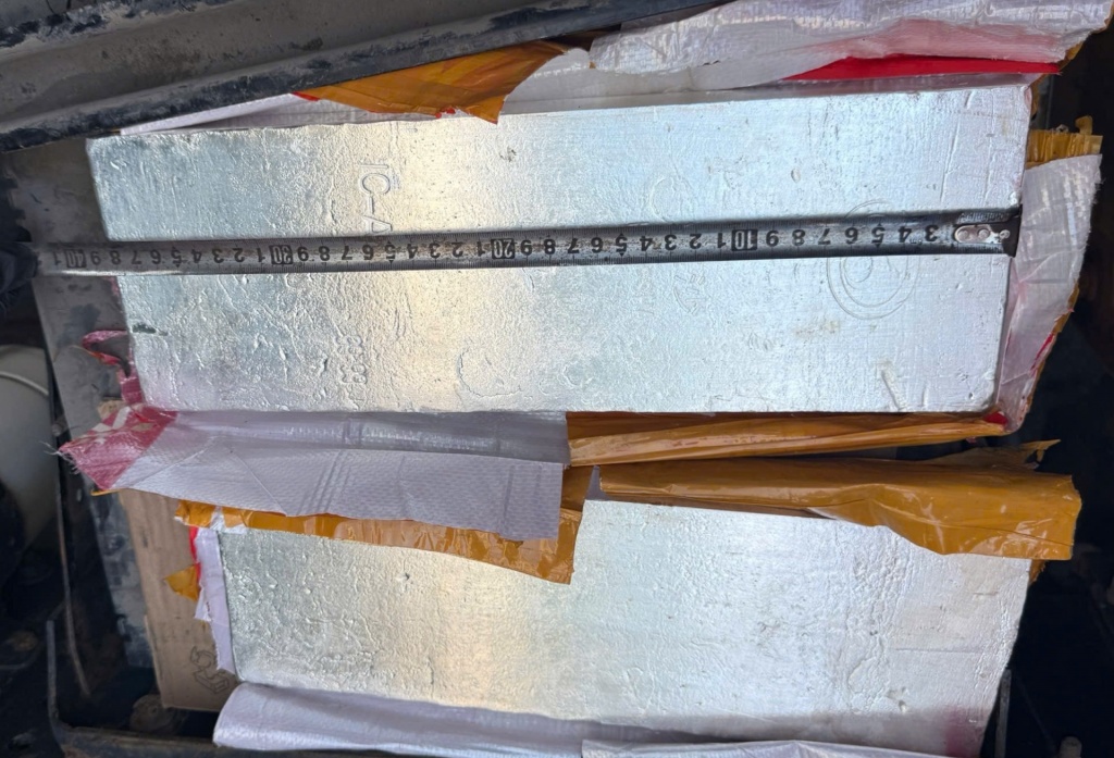 Vụ vận chuyển trái phép 235 kg bạc ở biên giới Lào Cai được triệt phá thế nào?