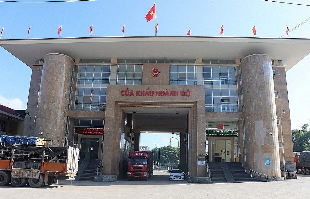 Cửa khẩu Hoành Mô áp dụng tờ khai xuất nhập cảnh từ 17/7/2025
