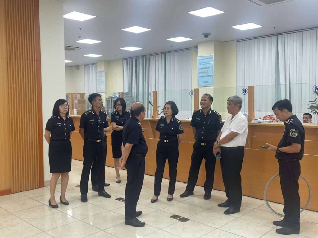 Hải quan, doanh nghiệp ở Hải Phòng chủ động ứng phó bão số 3