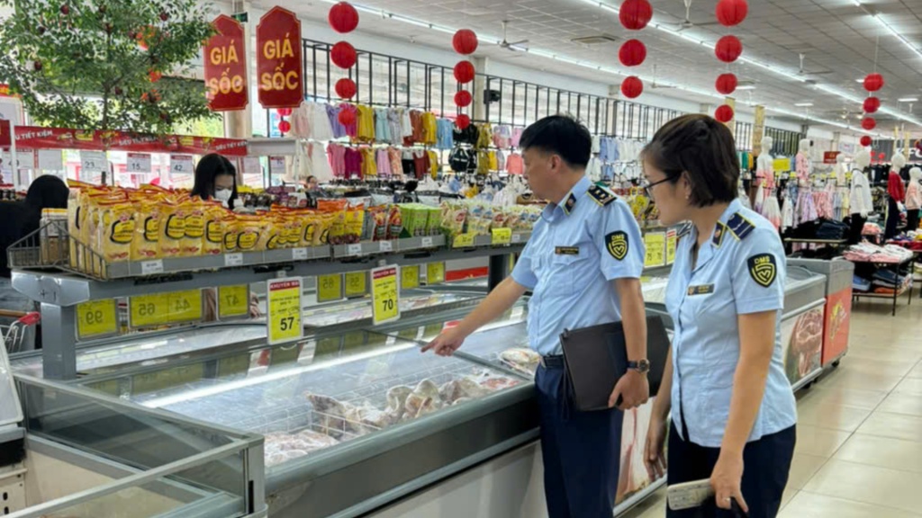 Ngăn hành vi đầu cơ, găm hàng trong và sau mùa mưa bão