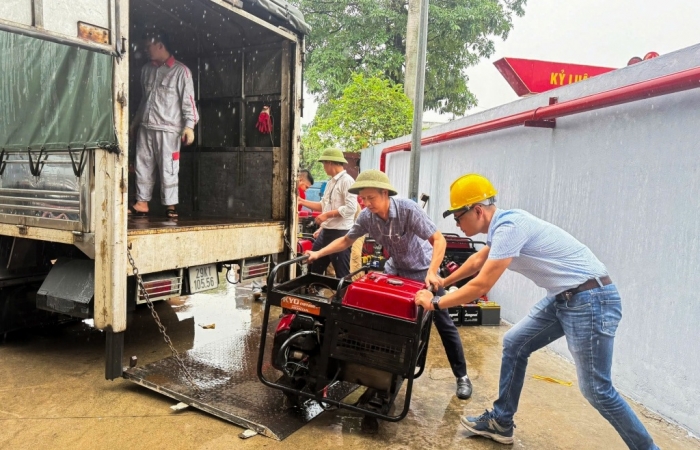 Viettel chủ động ứng trực, bảo đảm thông tin thông suốt khi bão đổ bộ