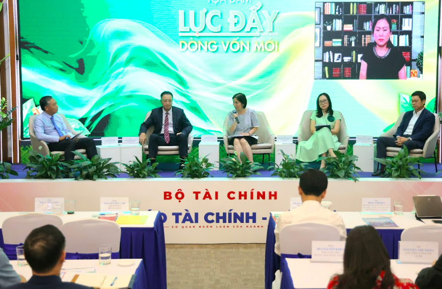 Tăng cường sản phẩm, hàng hoá mới trên thị trường chứng khoán