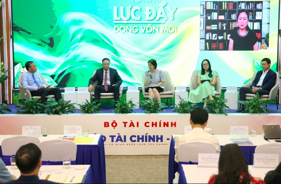 Tăng cường sản phẩm, hàng hoá mới trên thị trường chứng khoán