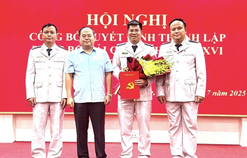 Thành lập Đảng bộ Hải quan khu vực XVI