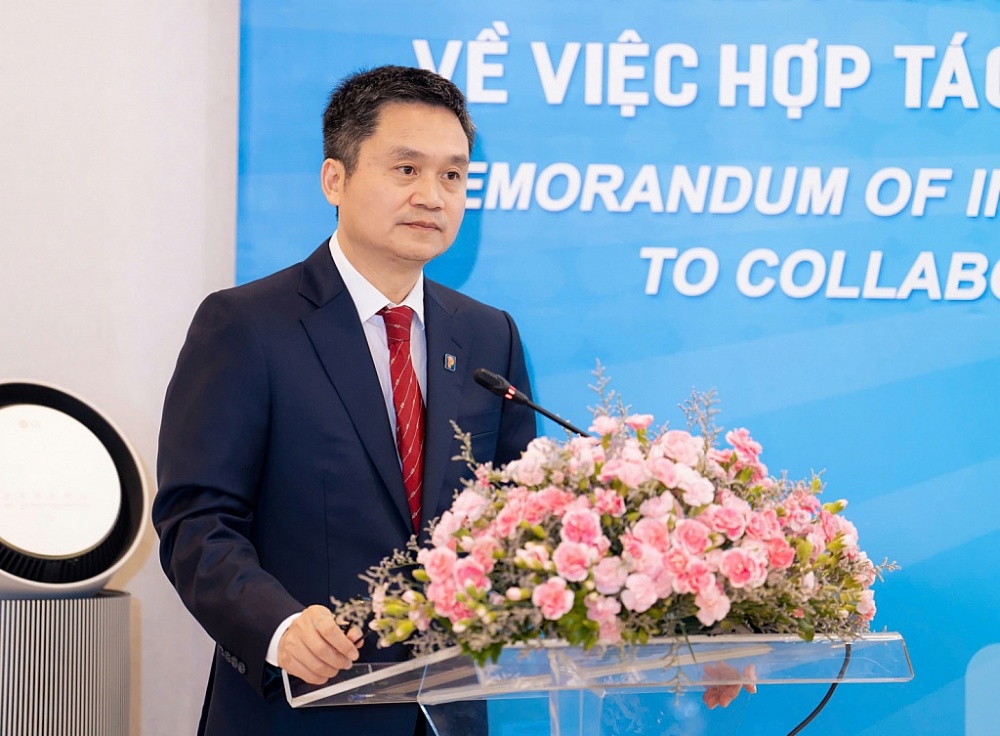 Petrolimex và Keppel bắt tay phát triển nhiên liệu hàng không bền vững tại Việt Nam