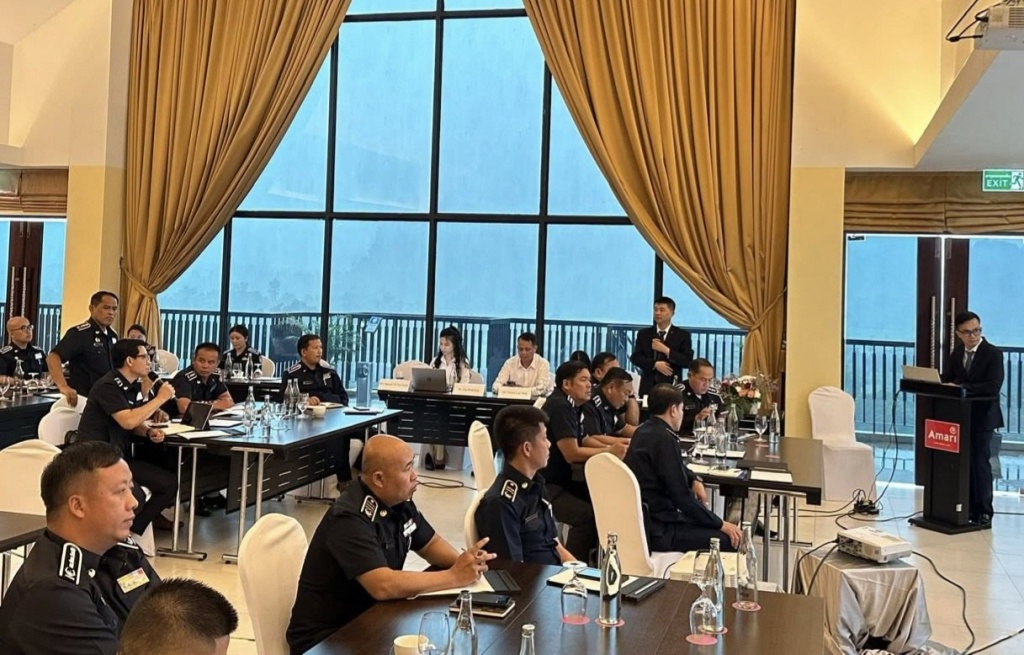 Hải quan Việt Nam đào tạo, nâng cao năng lực điều tra chống buôn lậu cho Hải quan Lào
