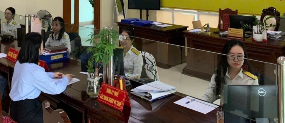 Ninh Bình: áp dụng thống nhất giá tính lệ phí trước bạ ô tô, xe máy