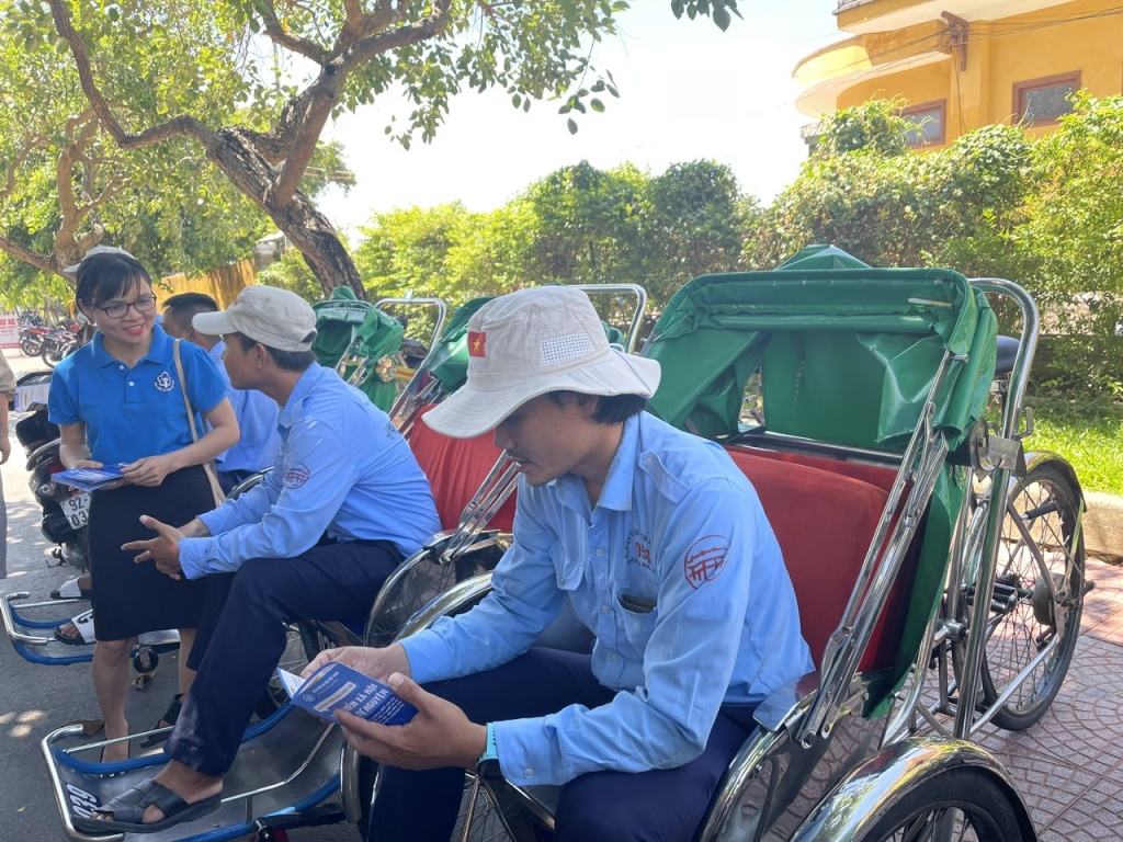 Bài 8: Đề xuất giảm trừ chi phí y tế, giáo dục khi tính thuế TNCN - Nhân văn nhưng cần tiêu chí rõ ràng