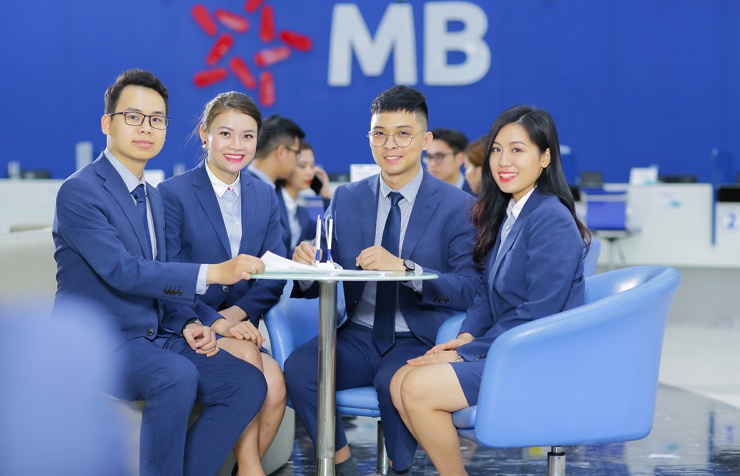 MB tạm dẫn đầu nhóm 15 ngân hàng công bố lợi nhuận 6 tháng