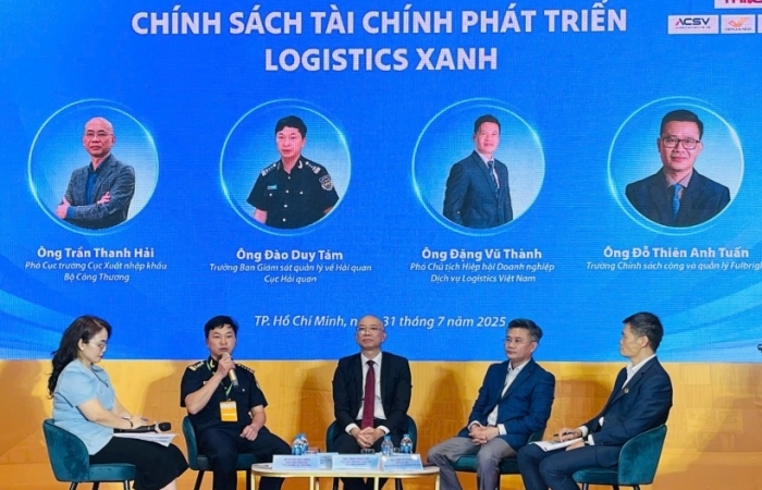 Vai trò của ngành Hải quan trong phát triển logistics xanh