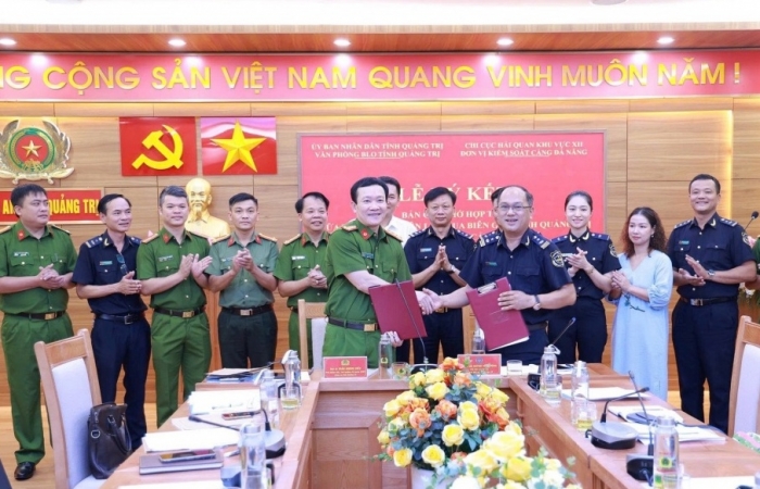 Hải quan khu vực XII ký kết biên bản phối hợp phòng chống tội phạm