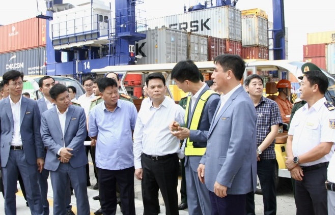 Hateco đề xuất mở rộng tuyến luồng Lạch Huyện