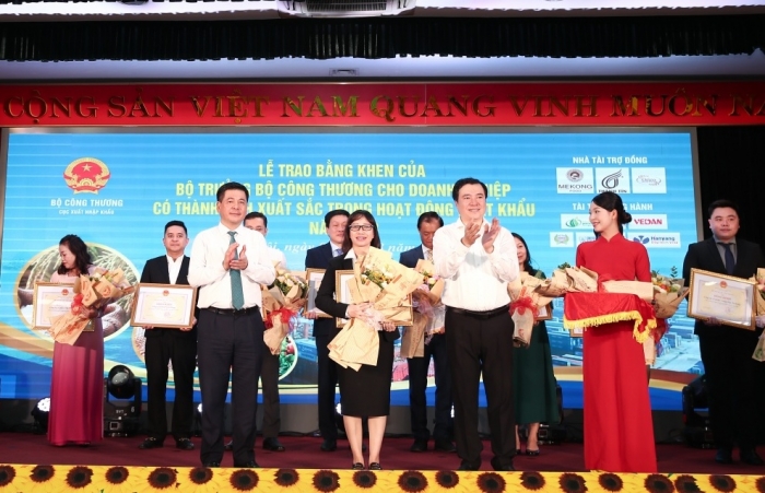 Vedan Việt Nam được Bộ Công Thương tặng Bằng khen vì thành tích xuất khẩu