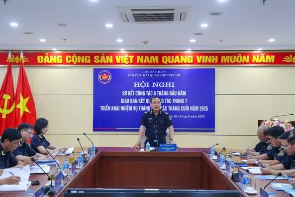 Hải quan khu vực III thu ngân sách khởi sắc, đạt 74% chỉ tiêu