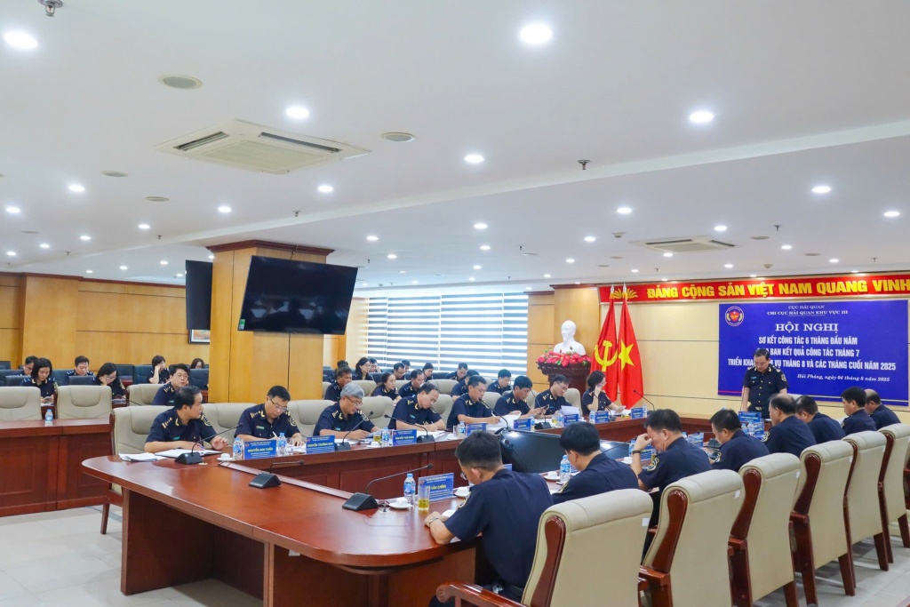 Hải quan khu vực III thu ngân sách khởi sắc, đạt 74% chỉ tiêu
