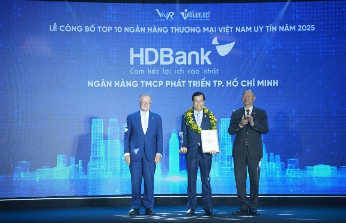HDBank giữ vị trí thứ 3 Top ngân hàng niêm yết uy tín và hiệu quả nhất Việt Nam