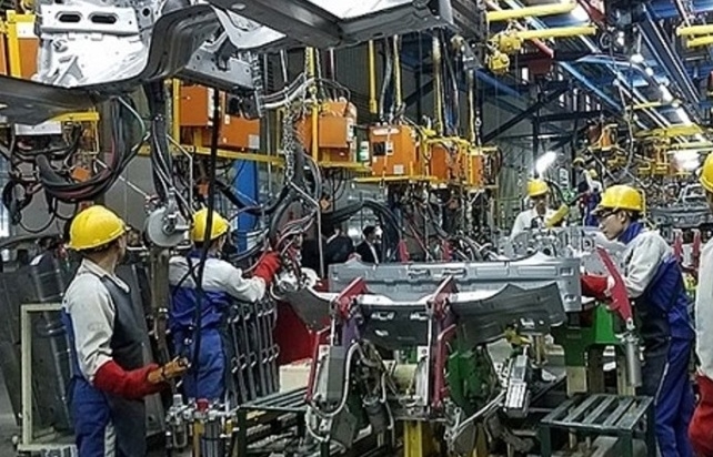 Sản xuất công nghiệp tiếp tục duy trì đà tăng trưởng mạnh mẽ