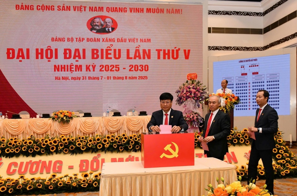 Dấu ấn Đại hội Đảng bộ Tập đoàn Xăng dầu Việt Nam lần thứ V