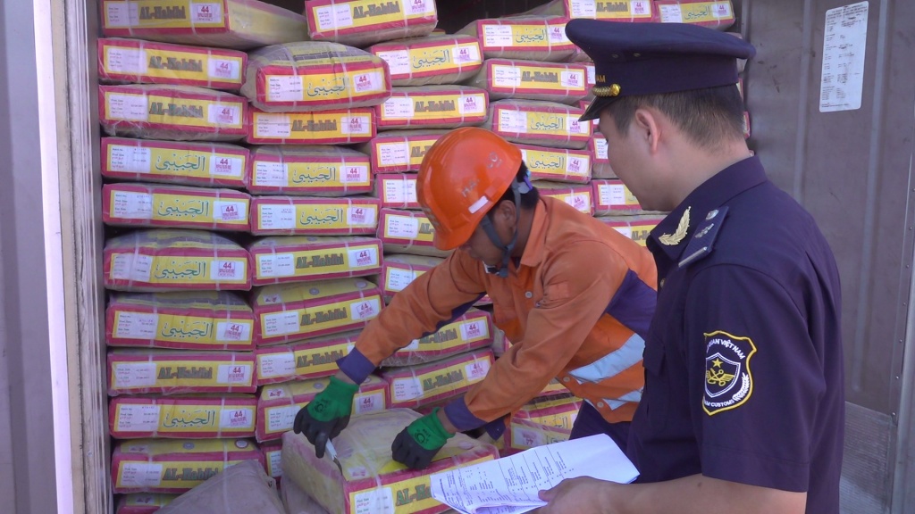 Bài 3: Chuyển đổi mạnh mẽ từ “tiền kiểm” sang “hậu kiểm”