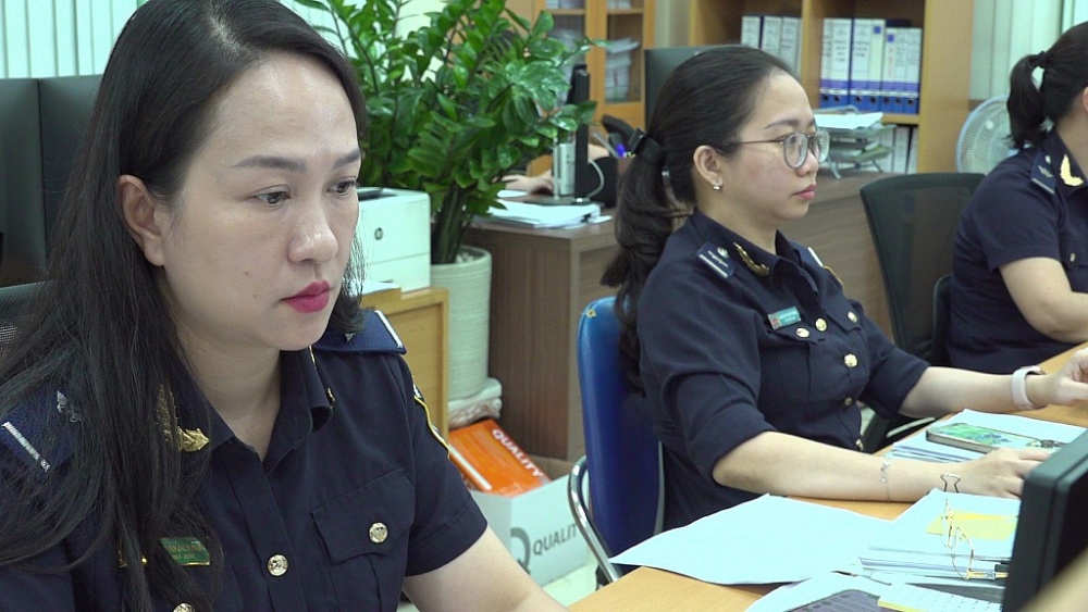 Bài 3: Chuyển đổi mạnh mẽ từ “tiền kiểm” sang “hậu kiểm”