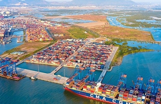 Phấn đấu tăng trưởng kinh tế năm 2025 đạt 8,3-8,5%, tạo nền tảng cho tăng trưởng giai đoạn 2026 - 2030 đạt hai con số