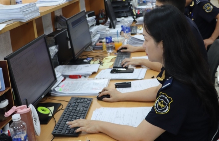 Hải quan khu vực III làm thủ tục hơn 235 nghìn tờ khai trong 1 tháng