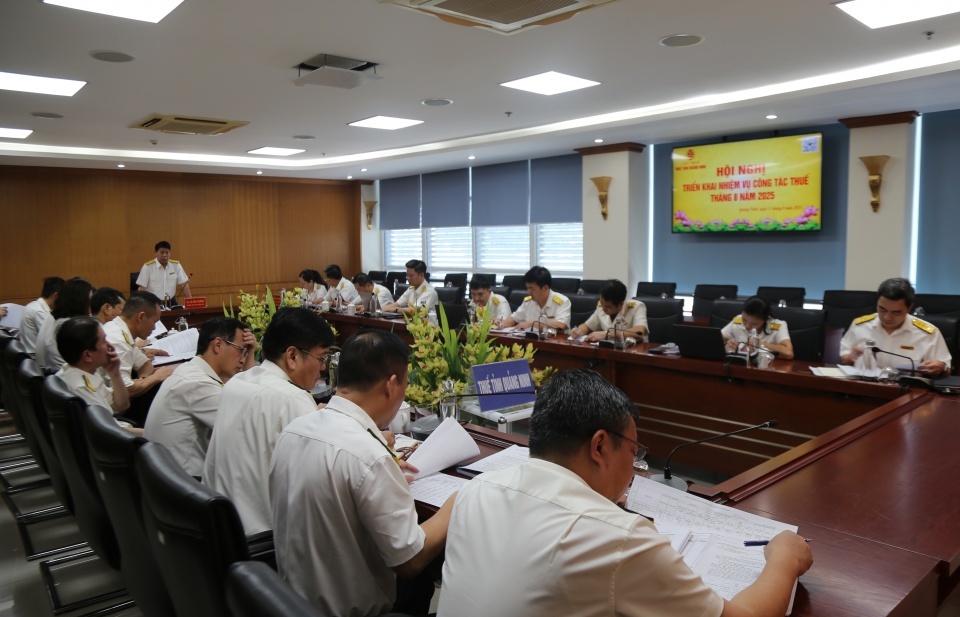 Thuế tỉnh Quảng Ninh vận hành thông suốt, thu ngân sách đạt 68% dự toán