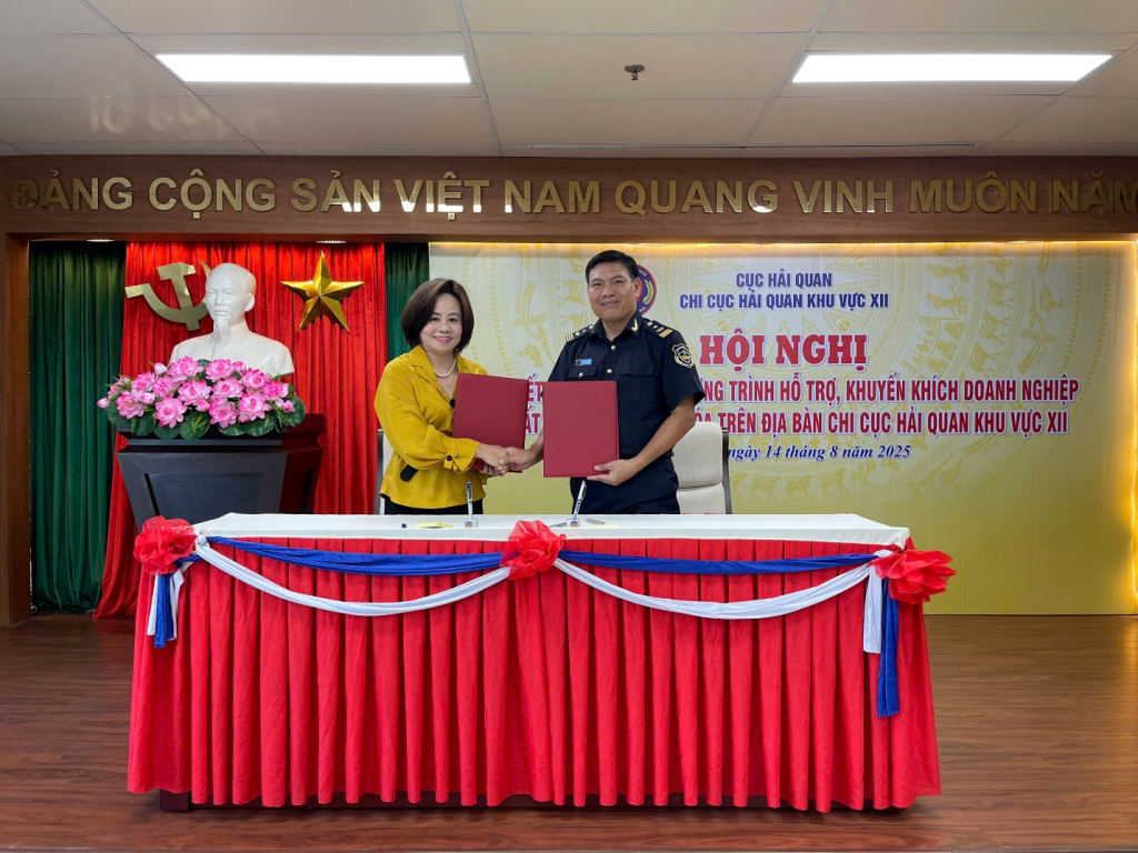 Hải quan khu vực XII khuyến khích, hỗ trợ doanh nghiệp tham gia xuất nhập khẩu
