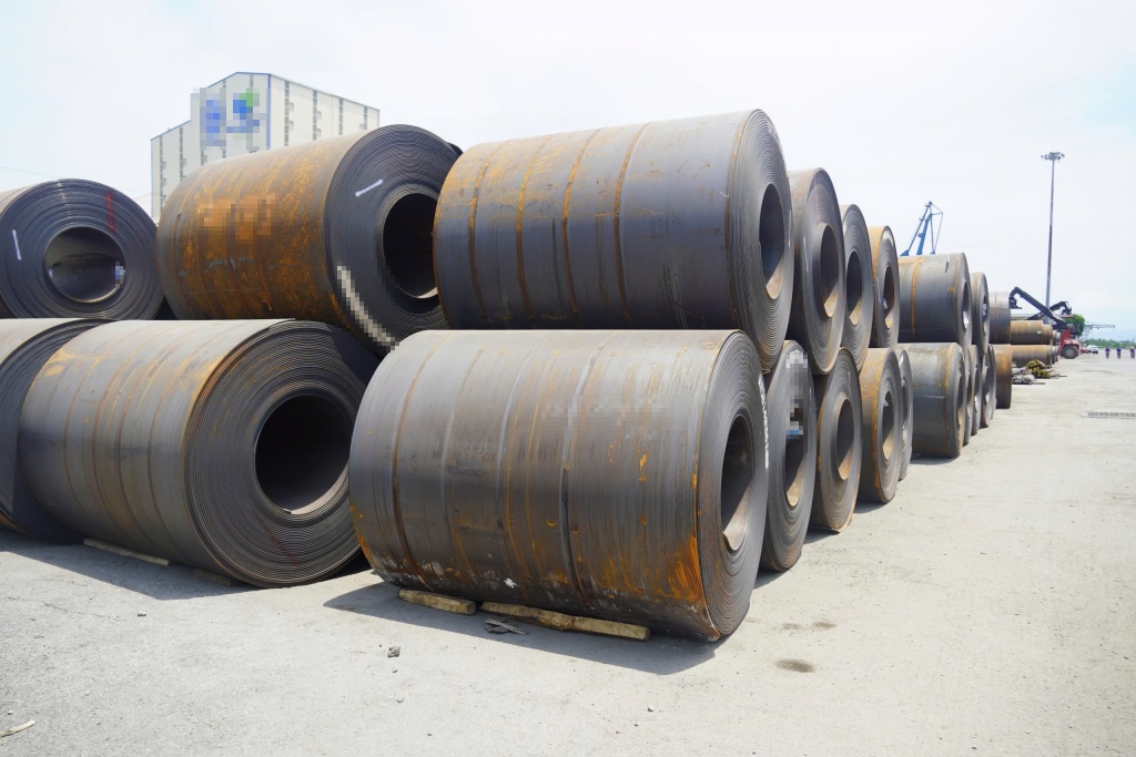 Hải quan khu vực III chủ động thực hiện quy định về thuế chống bán phá giá với một số sản phẩm thép cán nóng